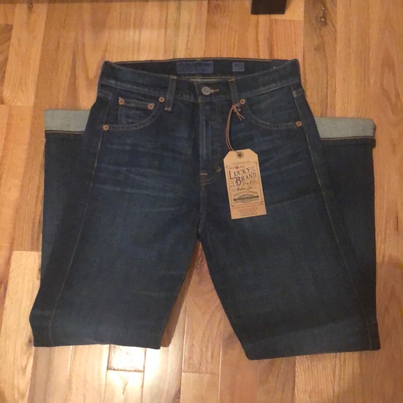 Lucky Brand High Wasted Jeans - Picture 5 of 6